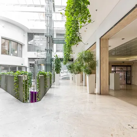 Gate Downtown Escape Apartment *