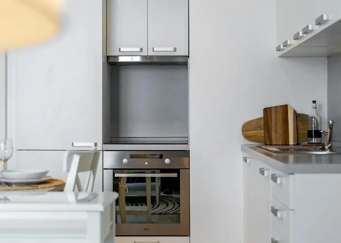 Gate Downtown Escape *