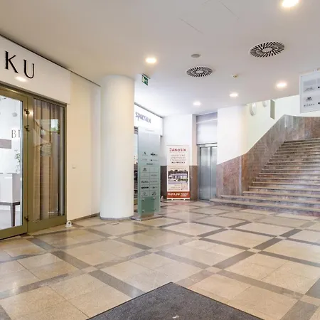 Gate Downtown Escape Apartamento Bratislava